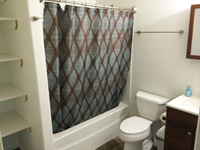 Kenai Bed and Breakfast - Cozy Bear & Lazy Bear Bathroom Picture 1