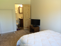 Kenai Bed and Breakfast - Little Bear's Cave Bedroom Picture 2